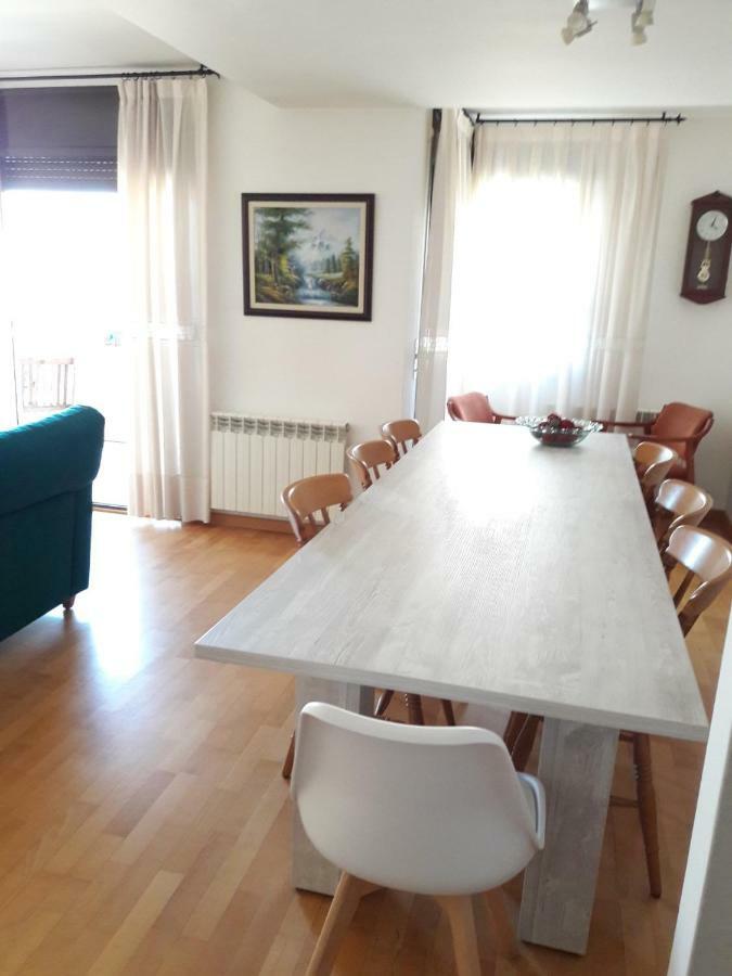 Ferienwohnung Cal Richi Tremp Exterior foto